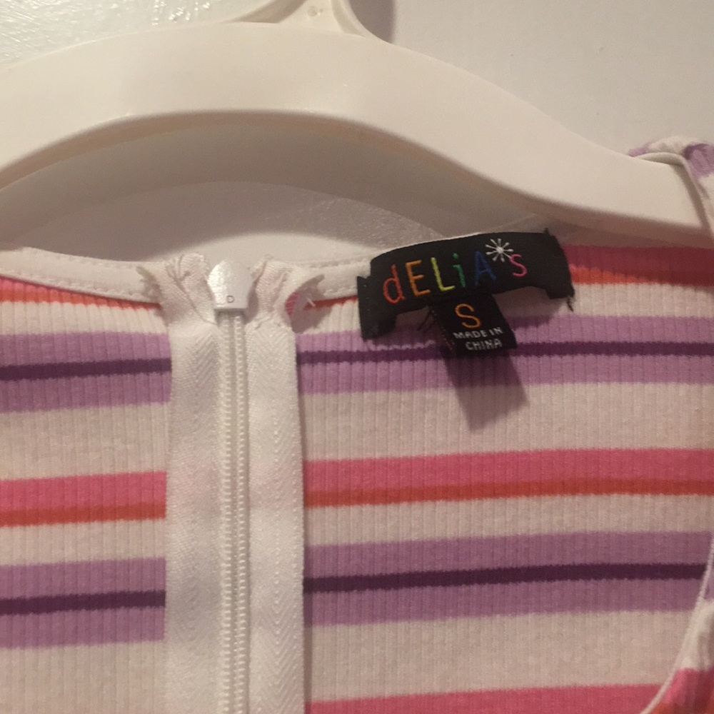 Delia’s sleeveless striped dress - Picture 2 of 3